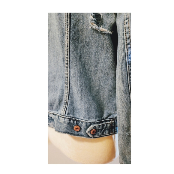 GAP Deconstructed Denim Jacket - Women's Size M - Picture 8 of 10